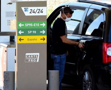 La fiscalité verte pénalise trois fois plus les ménages pauvres que les classes aisées