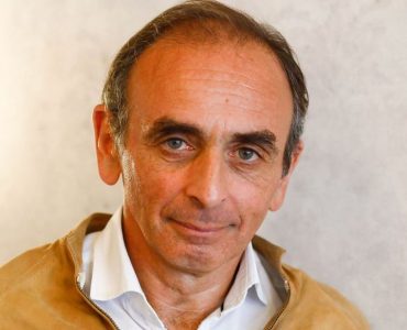 Affaire Zemmour : le comité d’éthique de Canal+ hausse le ton