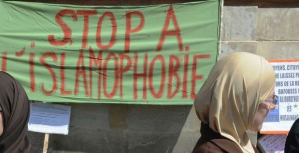 Menacé de dissolution en France, le CCIF veut "s'internationaliser"