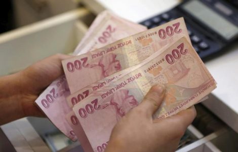 La livre turque atteint un plus bas historique face au dollar