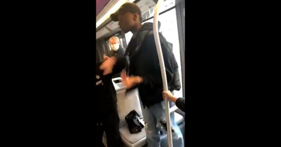 : un vieux monsieur s'est fait tabasser dans le bus à Reims après avoir demandé à un jeune de mettre son masque