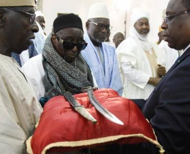 Feu vert du Sénat pour le retour de biens culturels au Sénégal et au Bénin