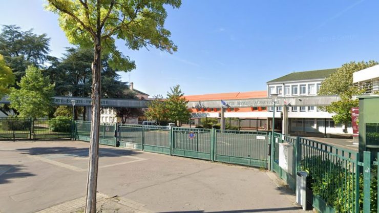 Nantes : ils jettent des projectiles sur des membres du corps enseignant le jour de l'hommage à Samuel Paty