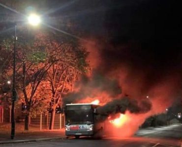 Encore un bus incendié à Sartrouville, le maire réclame la suppression du service la nuit