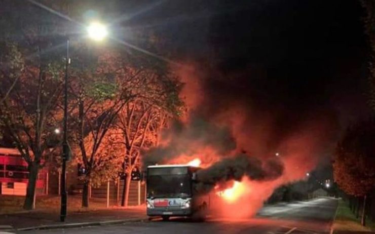 Encore un bus incendié à Sartrouville, le maire réclame la suppression du service la nuit