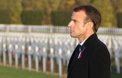 Projet d’attaque contre Macron : une membre présumée du groupe d’ultradroite les Barjols interpellée