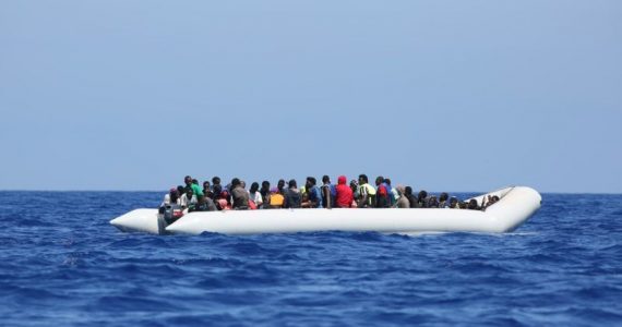 Bruxelles veut des explications de Frontex, accusée de procéder à des refoulements illégaux de migrants