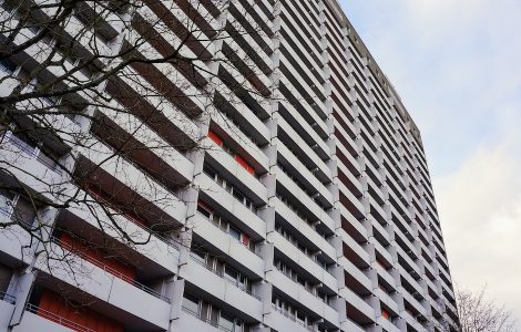 En banlieue de Lens, ce couple victime d’agressions homophobes vit un enfer