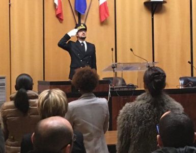 Covid-19 : 700 travailleurs «en première ligne» vont être naturalisés français