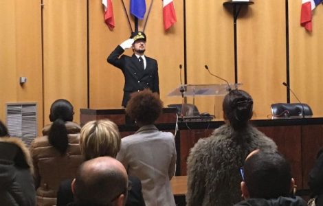 Covid-19 : 700 travailleurs «en première ligne» vont être naturalisés français