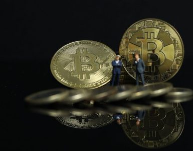 Bitcoin, enquête pour blanchiment dans huit villes de France