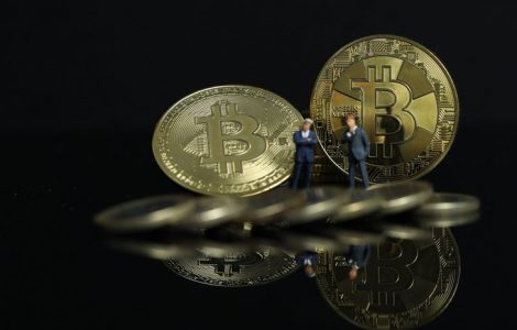 Bitcoin, enquête pour blanchiment dans huit villes de France