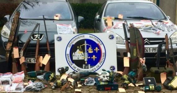 Seine-et-Marne : le duo pillait les voitures des chasseurs pour voler des fusils