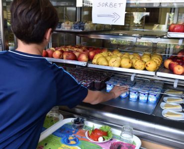 Les menus sans porc à la cantine ne sont pas contraires à la laïcité, selon le Conseil d’Etat