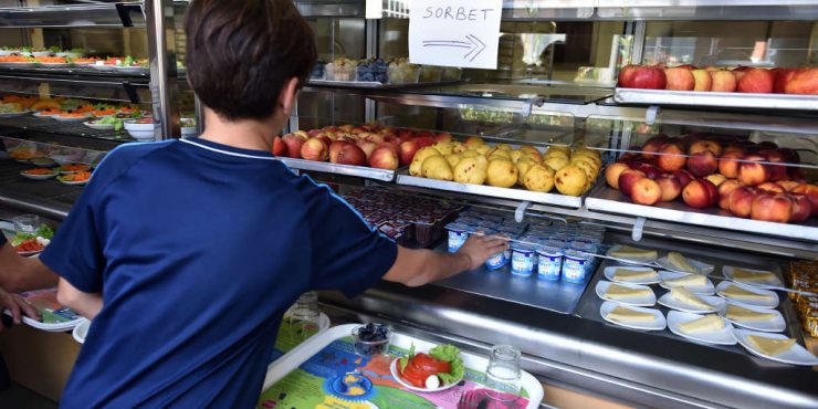 Les menus sans porc à la cantine ne sont pas contraires à la laïcité, selon le Conseil d’Etat