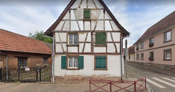Alsace. Stéphane Bern s'attaque au maire de Geudertheim après la destruction de cette maison