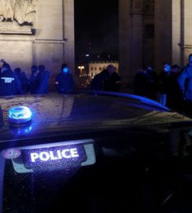 Manifestation devant l'Arc de Triomphe: les policiers convoqués en vue d'une sanction