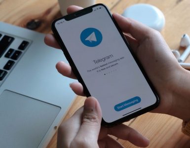 Apple poursuivi en justice pour ne pas avoir banni Telegram