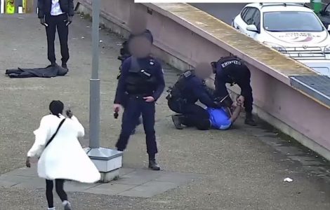 Affaire Théo : un simple blâme pour les deux policiers renvoyés devant les assises ?