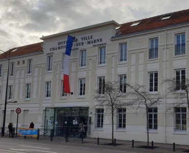 Champigny : des dizaines de smartphones dernier cri détournés par des employés de mairie