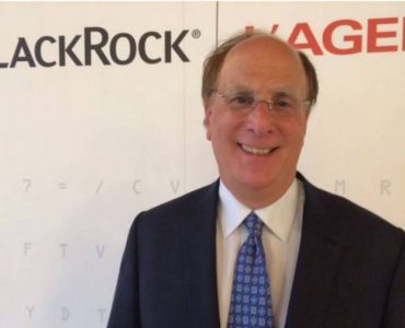 Le patron de BlackRock veut accélérer sur le climat et la diversité