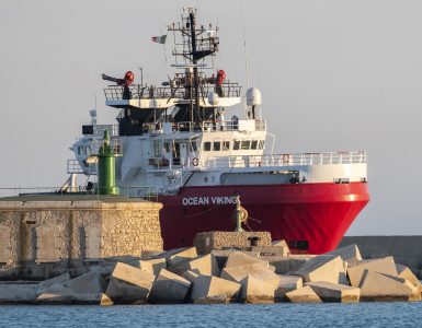 «Ocean Viking», le navire de SOS Méditerranée, a sauvé 424 migrants en Méditerranée