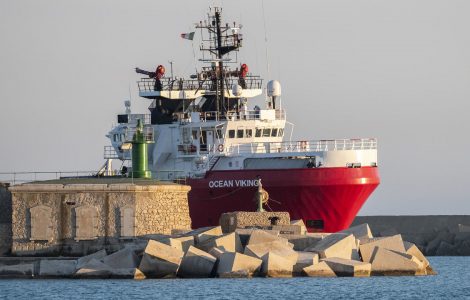 «Ocean Viking», le navire de SOS Méditerranée, a sauvé 424 migrants en Méditerranée