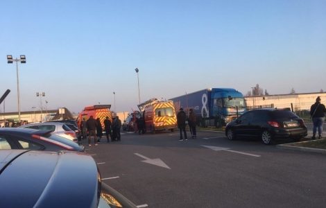 Seine-et-Marne. Altercation sur le parking d'Intermarché de Vaux-le-pénil : une personne décédée
