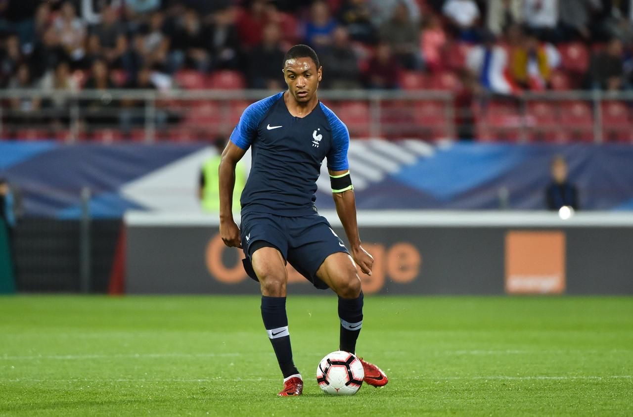 Football, PSG : Ancien capitaine de l'équipe de France ... Football, PSG : Ancien capitaine de l'équipe de France ...