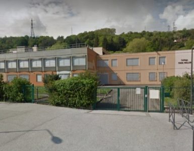 Près de Lyon : une enseignante reçoit trois coups de poing d’une élève, ses collègues exercent leur droit de retrait