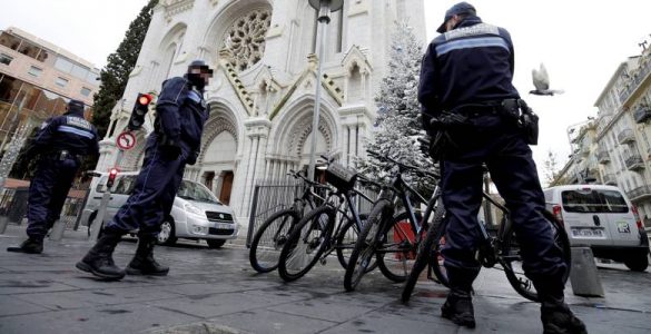Il interrompt la messe en la basilique Notre-Dame à Nice en évoquant l’attentat