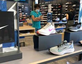 Les chèques de 1400 dollars versés aux Américains font bondir les ventes de baskets