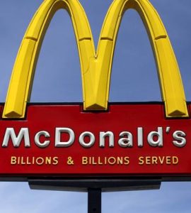 McDonald's visé par un procès à 10 milliards de dollars pour discrimination