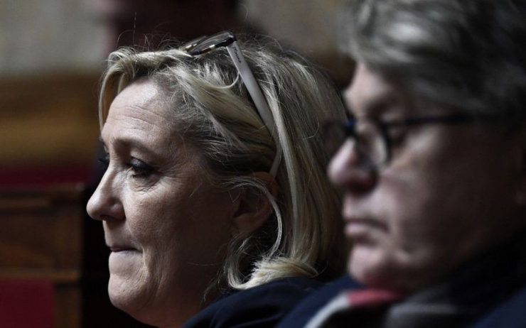 Tweets montrant l’horreur de Daech : Le Pen et Collard relaxés