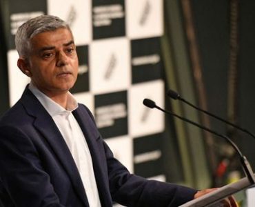 Le maire travailliste de Londres Sadiq Khan réélu pour un deuxième mandat