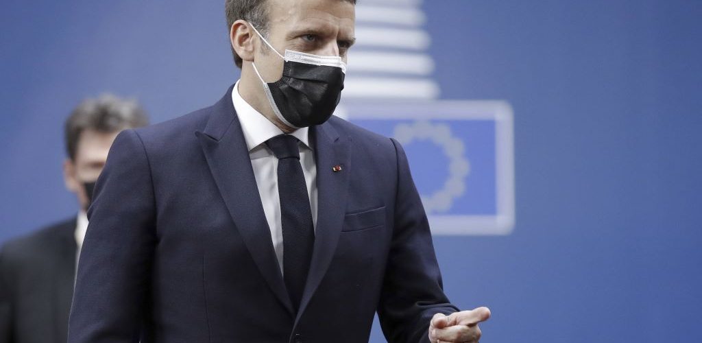 Macron « aime énormément » la Seine-Saint-Denis où « il ne manque que la mer pour faire la Californie »