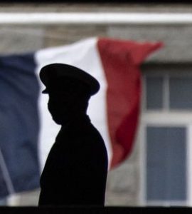 Tribune de militaires : ces autres généraux qui parlent de guerre civile