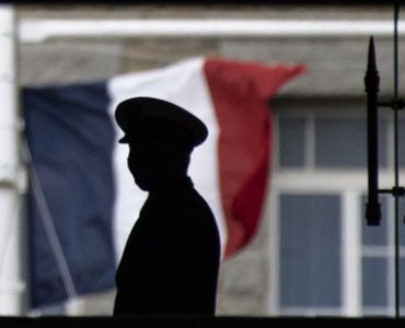 Tribune de militaires : ces autres généraux qui parlent de guerre civile