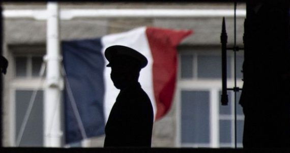 Tribune de militaires : ces autres généraux qui parlent de guerre civile