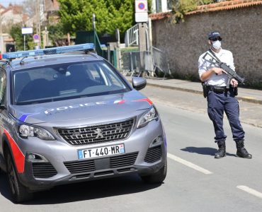 Nantes : un policier frappé au visage sur le parking du commissariat