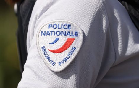 Attentat déjoué : six membres d’un groupe néonazi arrêtés, soupçonnés d’avoir voulu viser une loge maçonnique