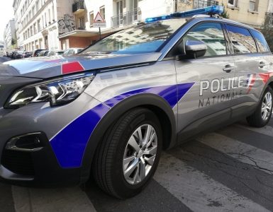 Seine-Saint-Denis. Un policier de la BAC plaque violement un homme au sol : six mois de prison ferme