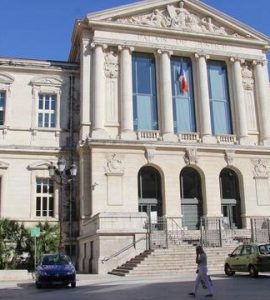 Trois demandeurs d’asile nigérians jugés pour la vente de faux billets de train à des migrants