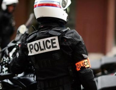 Grenoble : une femme échappe à la mort en reversant le scooter des hommes qui lui tiraient dessus
