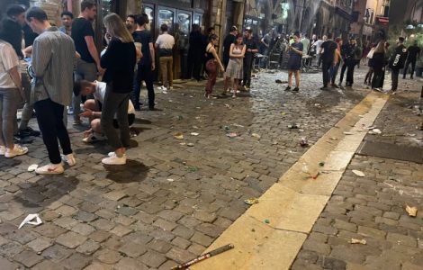 Lyon : une grosse bagarre rue Mercière, des mouvements de foule pour évacuer l’artère