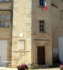 À Ruch, le maire refuse de remplacer la plaque où est inscrit « assassiné par les Boches »