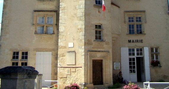 À Ruch, le maire refuse de remplacer la plaque où est inscrit « assassiné par les Boches »