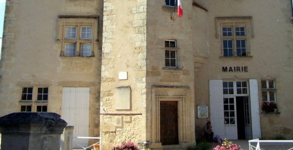 À Ruch, le maire refuse de remplacer la plaque où est inscrit « assassiné par les Boches »