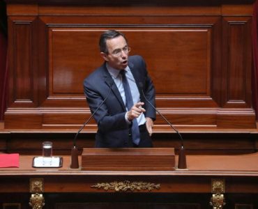Pass sanitaire: le Sénat vote des aménagements importants au projet de loi