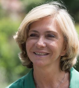 "L’immigration incontrôlée peut disloquer un pays": ce que propose Valérie Pécresse